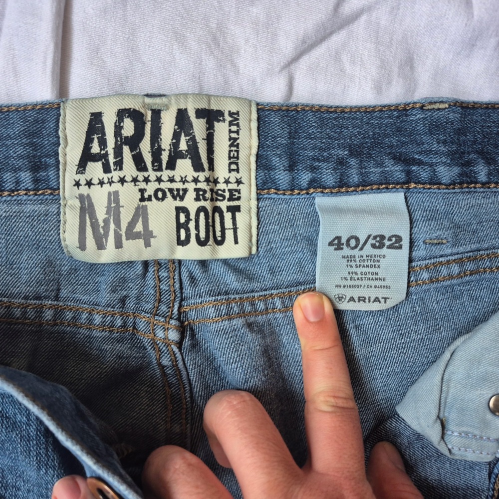 Ariat M4 Low Rise Boot Cut Jeans Men’s Size 40|32 GUC with One Flaw